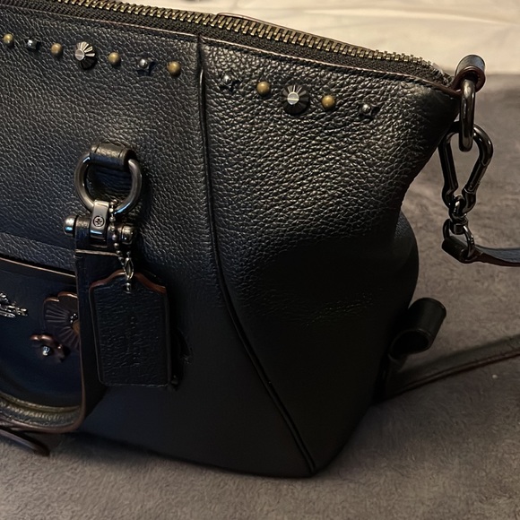 Coach gently used handbag - Picture 4 of 4